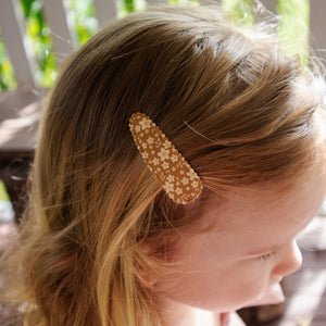 
                  
                    Load image into Gallery viewer, Chestnut Floral Hair Clips
                  
                