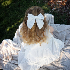 
                  
                    Load image into Gallery viewer, White Linen Fable Hair Bow
                  
                
