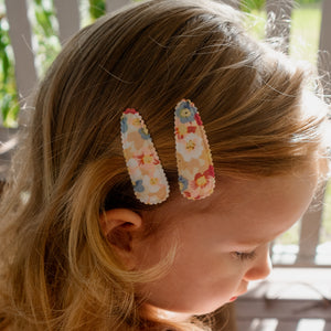 
                  
                    Load image into Gallery viewer, Watercolour Floral Hair Clips
                  
                